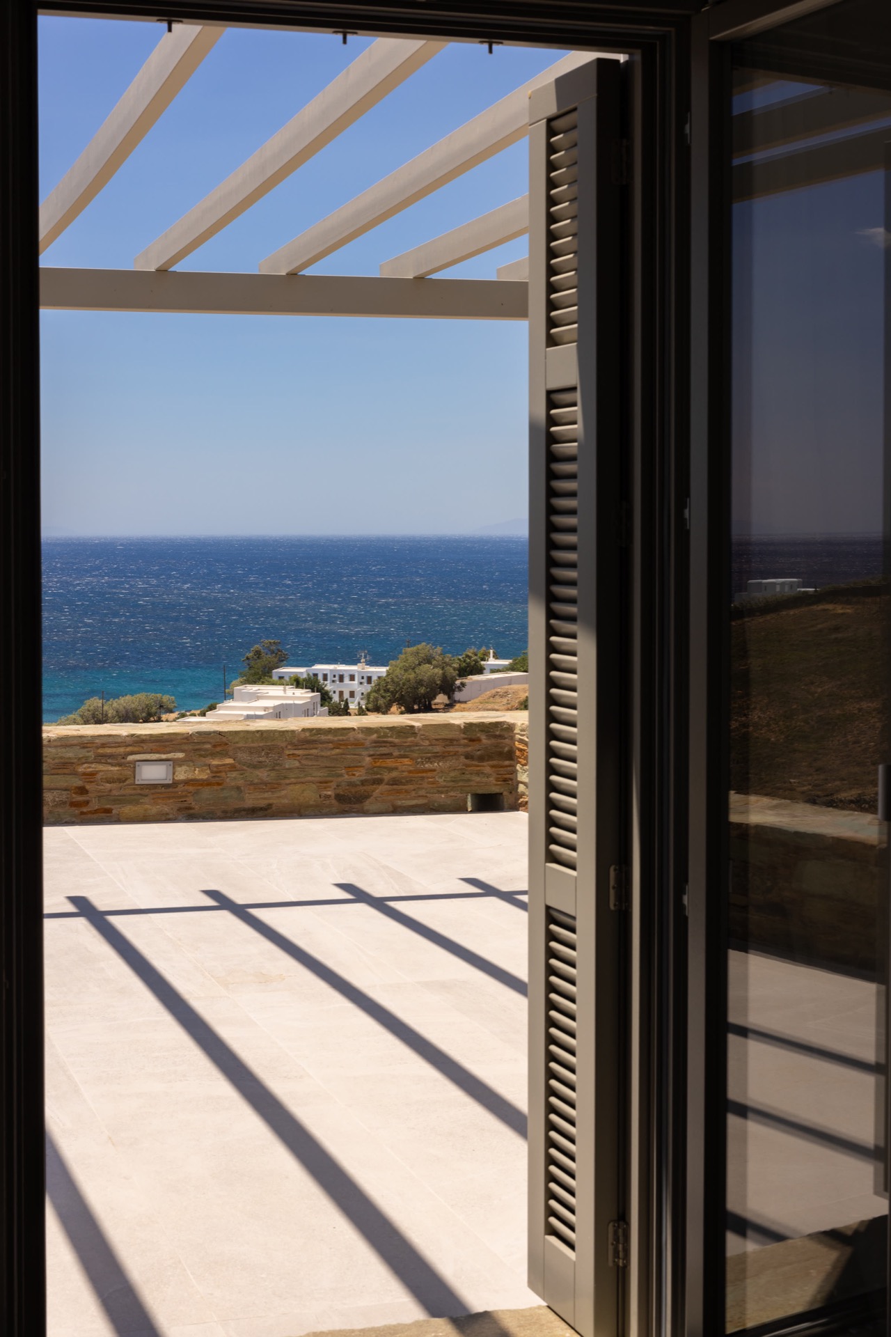 Androikies Stone — terrace with sea view